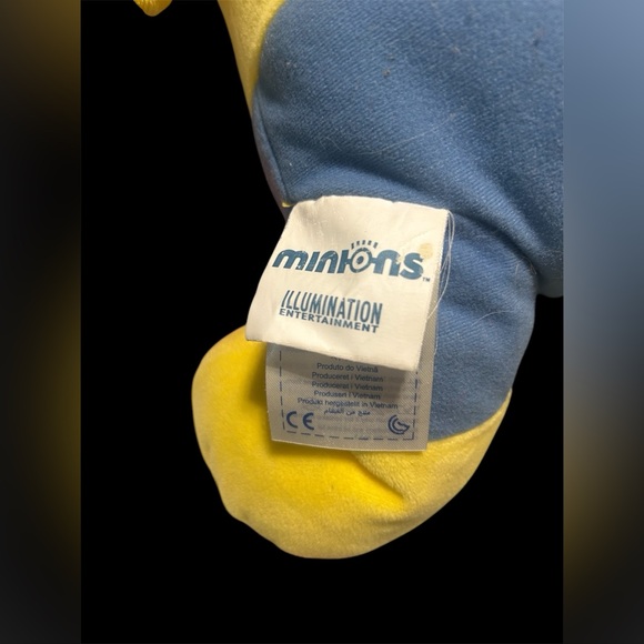 Build a bear BAB Minion Kevin plush stuffie some wear and minor stains from age. - Picture 6 of 8